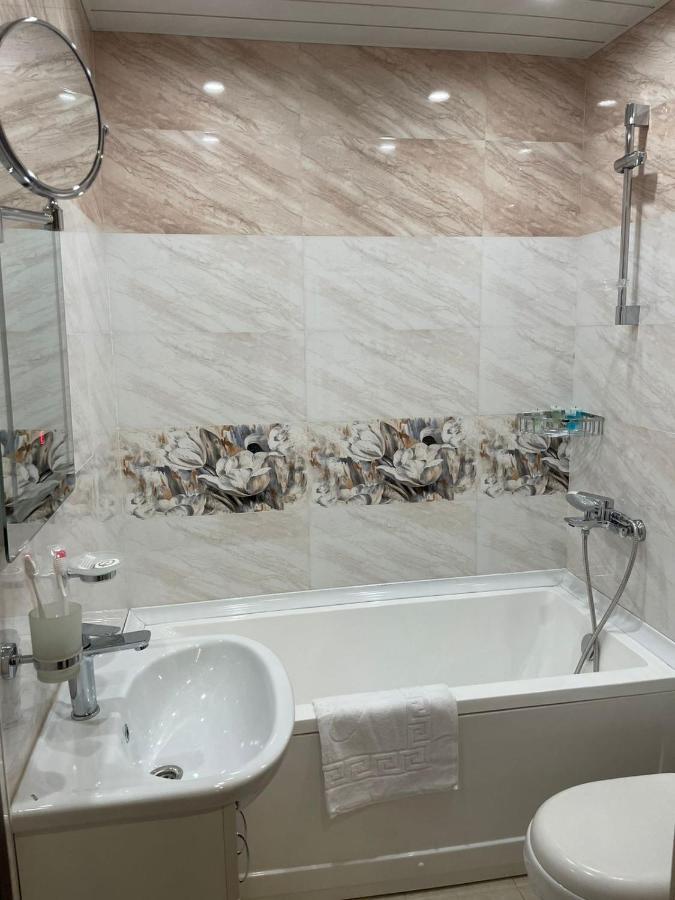 Anga Yerevan Hotel מראה חיצוני תמונה