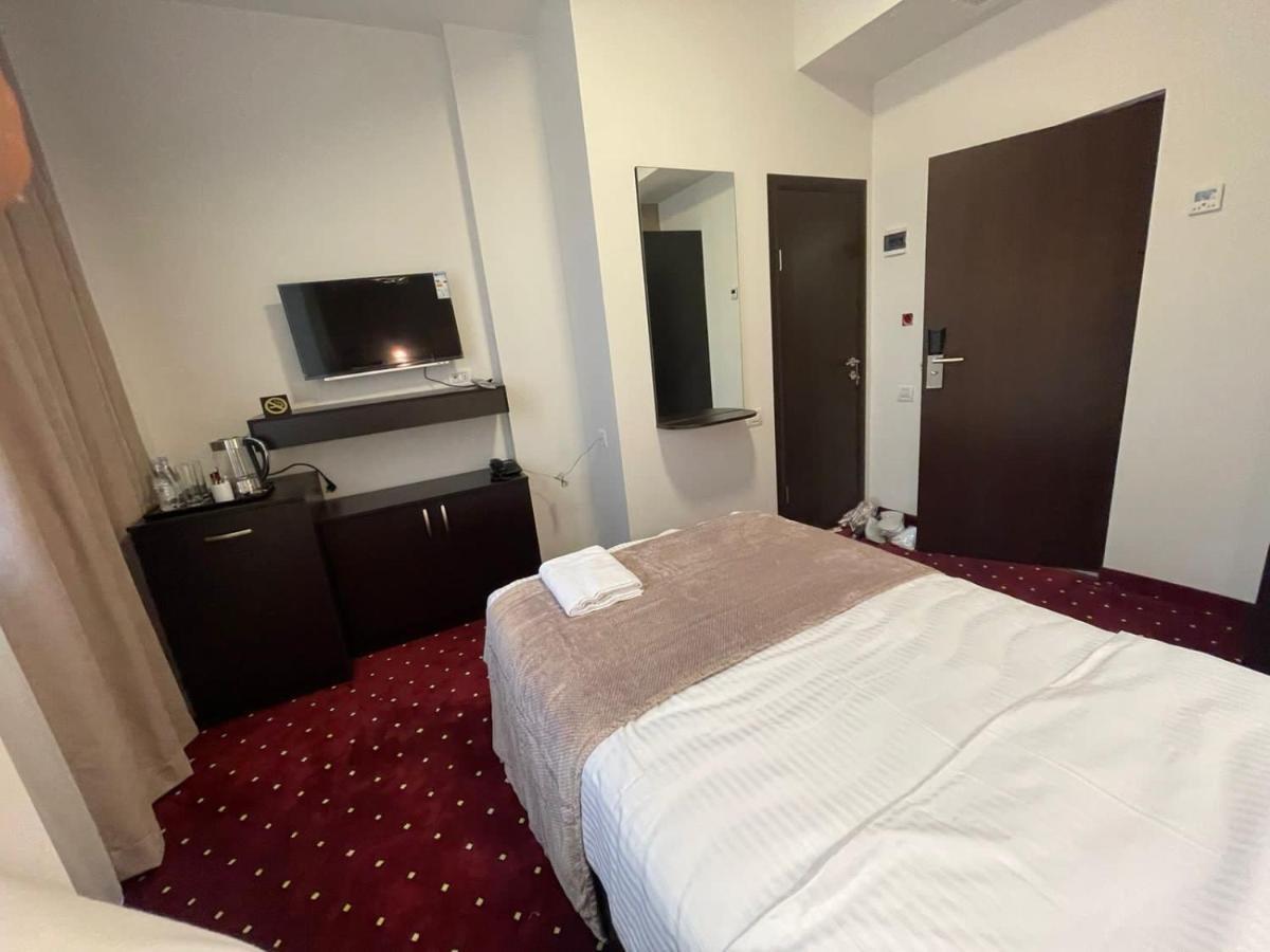 Anga Yerevan Hotel מראה חיצוני תמונה
