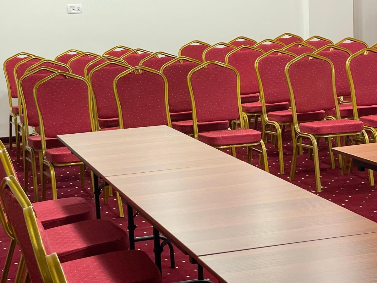 Anga Yerevan Hotel מראה חיצוני תמונה